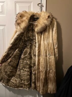 Richmond Light Tan Fur Coat with Plush Collar